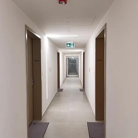 Metropolis Apartment, Free Parking, Center * Bratislava