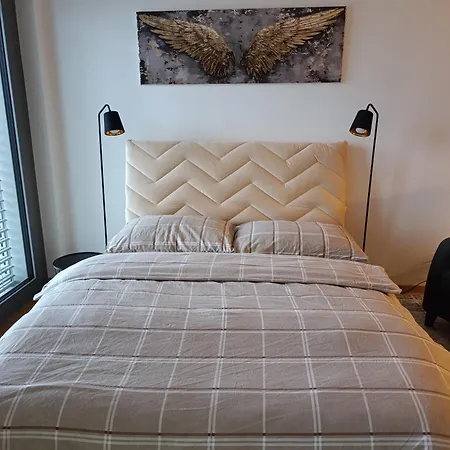 Metropolis Apartment, Free Parking, Center