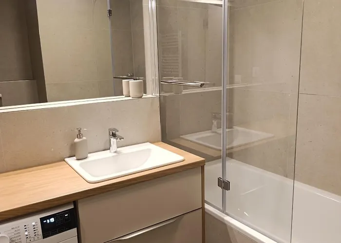 アパート Metropolis Apartment, Free Parking, Center ブラチスラヴァ