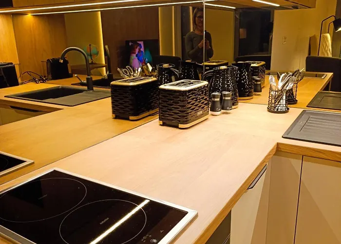 Apartman Metropolis Apartment, Free Parking, Center, Self Check-in Pozsony