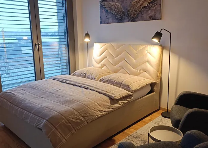 Metropolis Apartment, Free Parking, Center, Self Check-in Pozsony